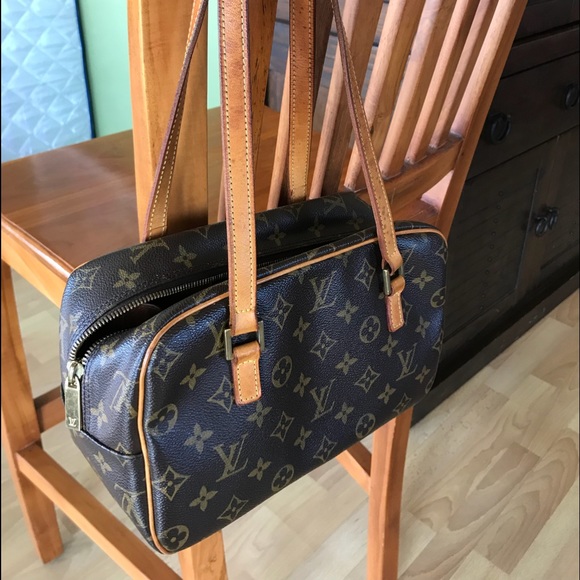 Louis Vuitton Handbags - Louis Vuitton Cite MM
